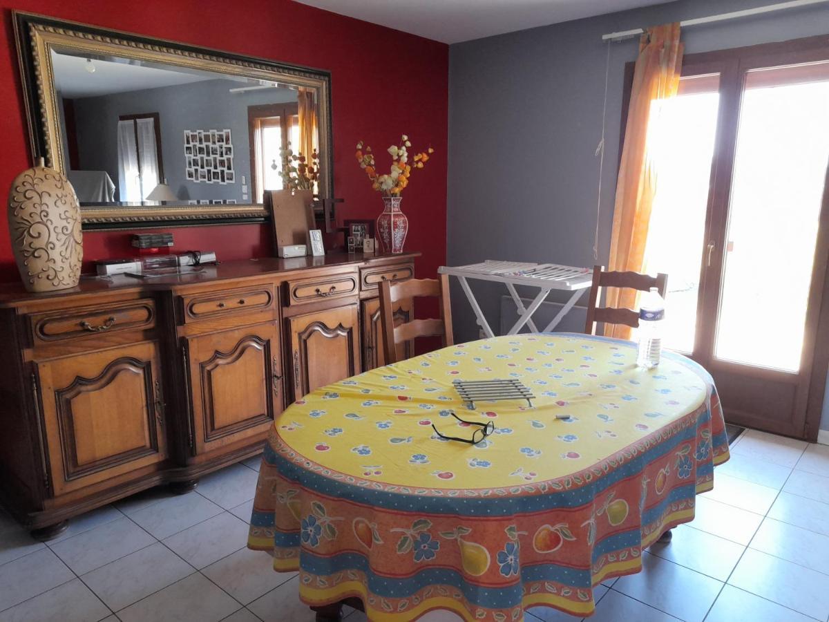 La Belle Maisonette Montmorillon Eksteriør bilde